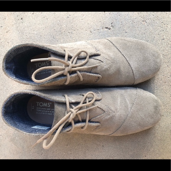 Wedge Toms - Picture 2 of 3